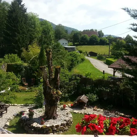 Au Petit Prince Maison d'hôtes La Bridoire